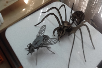 Foto Trabajo Laser (araña) e I3D (mosca). Ver galeria trabajos.